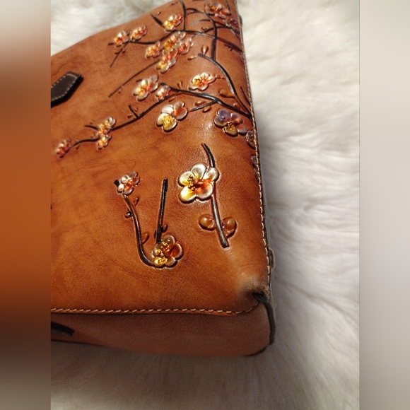 Vintage cowhide leather women's handbag with matching wallet - Picture 5 of 9